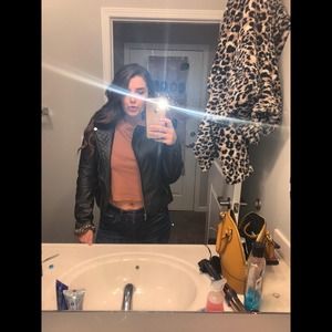 Meet your Posher, Shannon